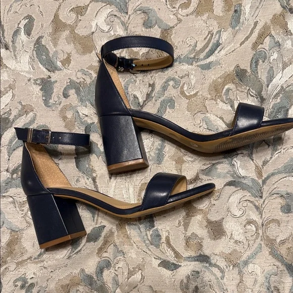 Elegant Navy Blue Women's Sandals - Picture 2 of 5